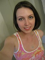 girl from Carlton thats wants to suck dick